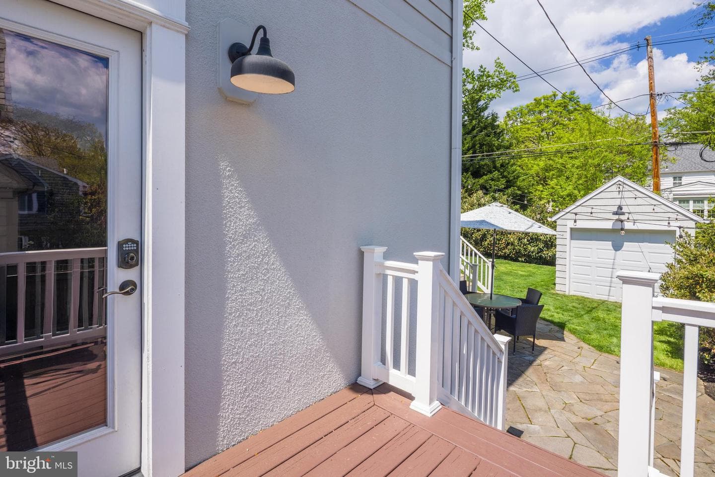 902 Kingston Road photo 48