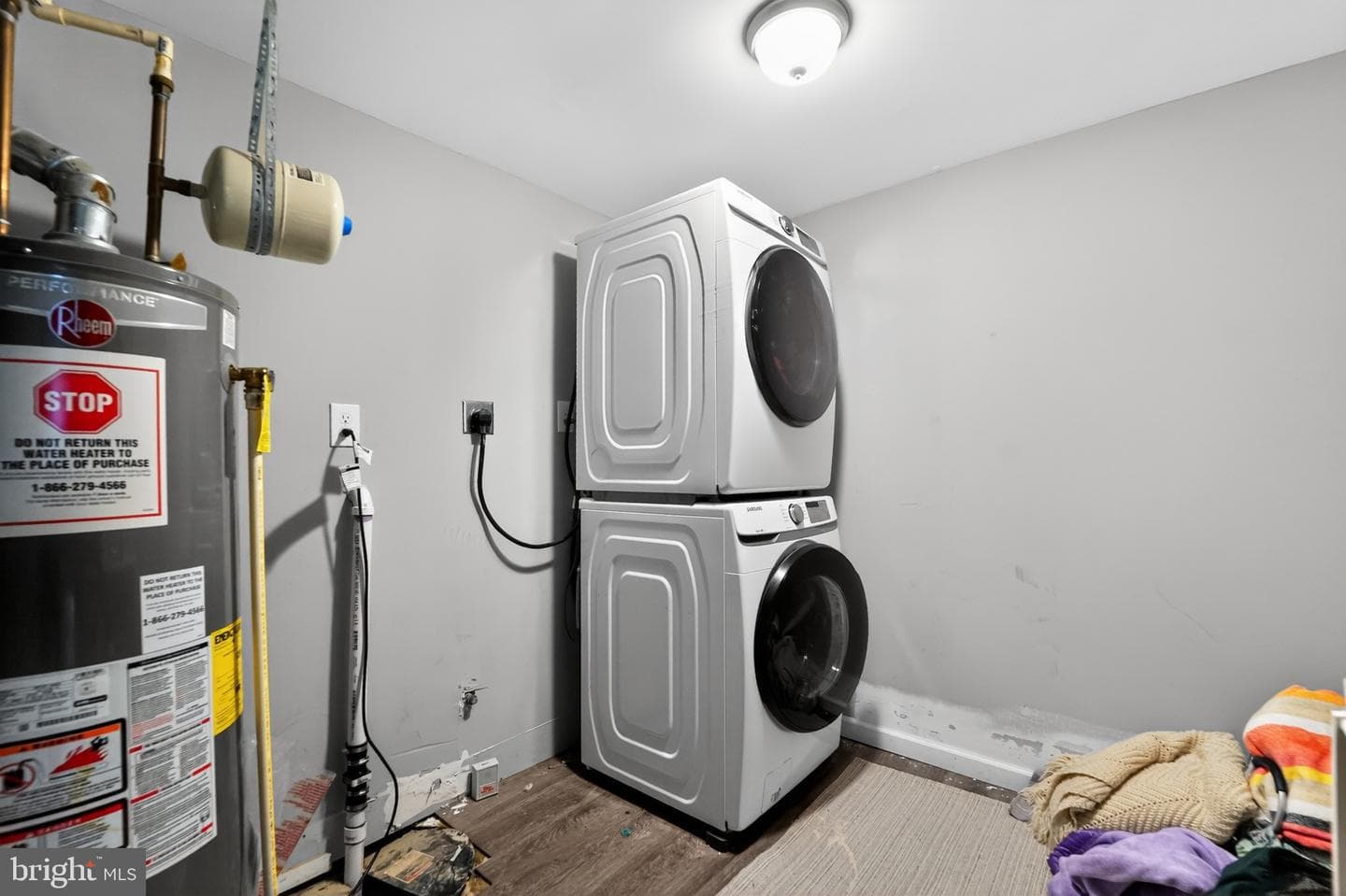 217 Pinewood Road photo 20