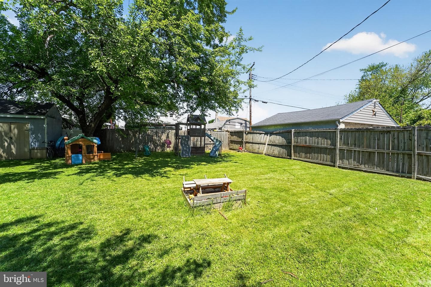 217 Pinewood Road photo 39