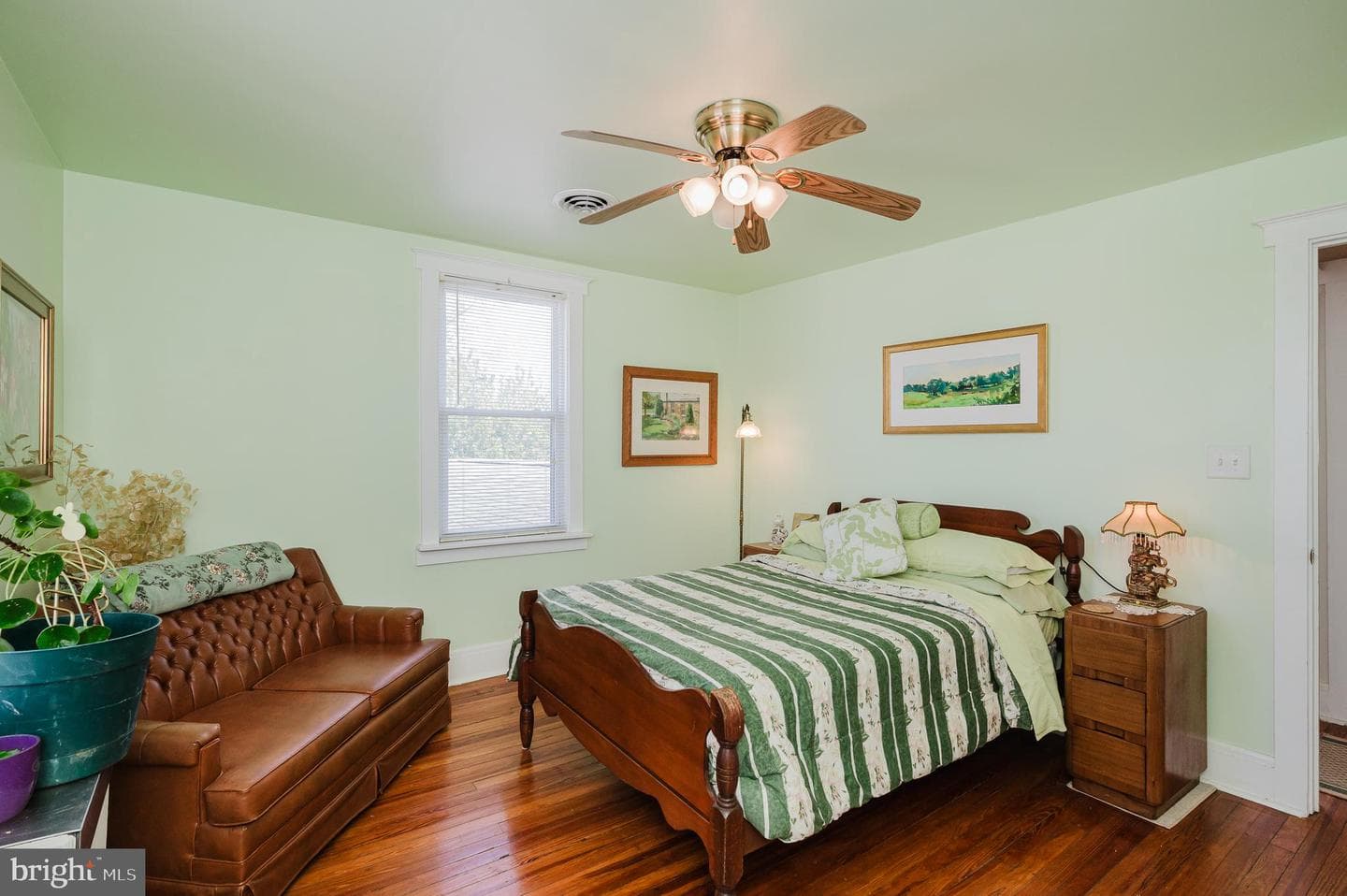 10 Elmont Avenue photo 35