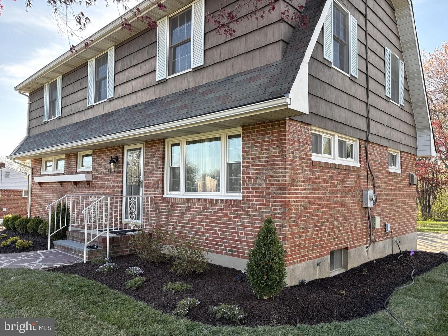 9204 Snyder Lane photo 32