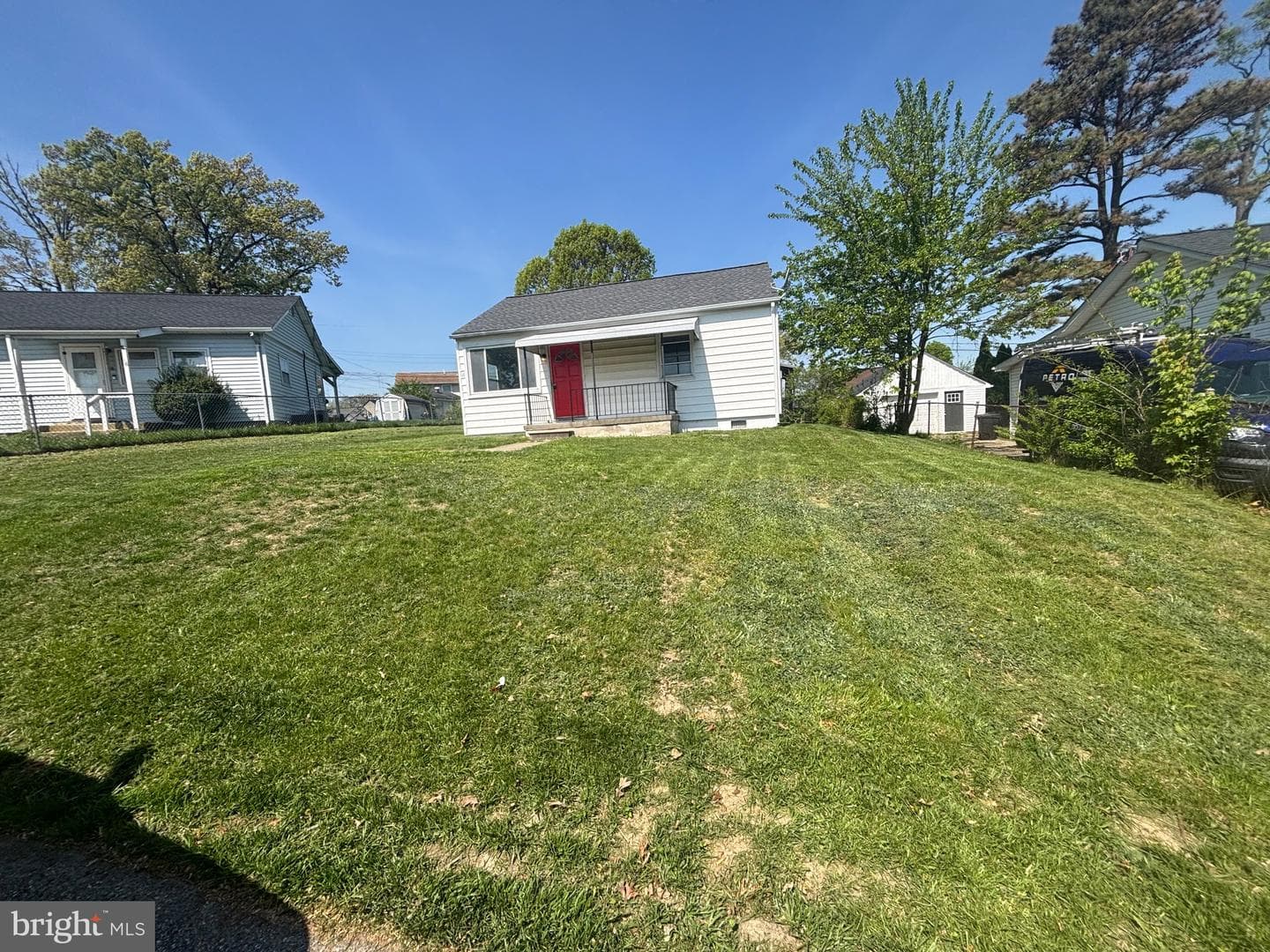 16 Yawmeter Dr photo 4