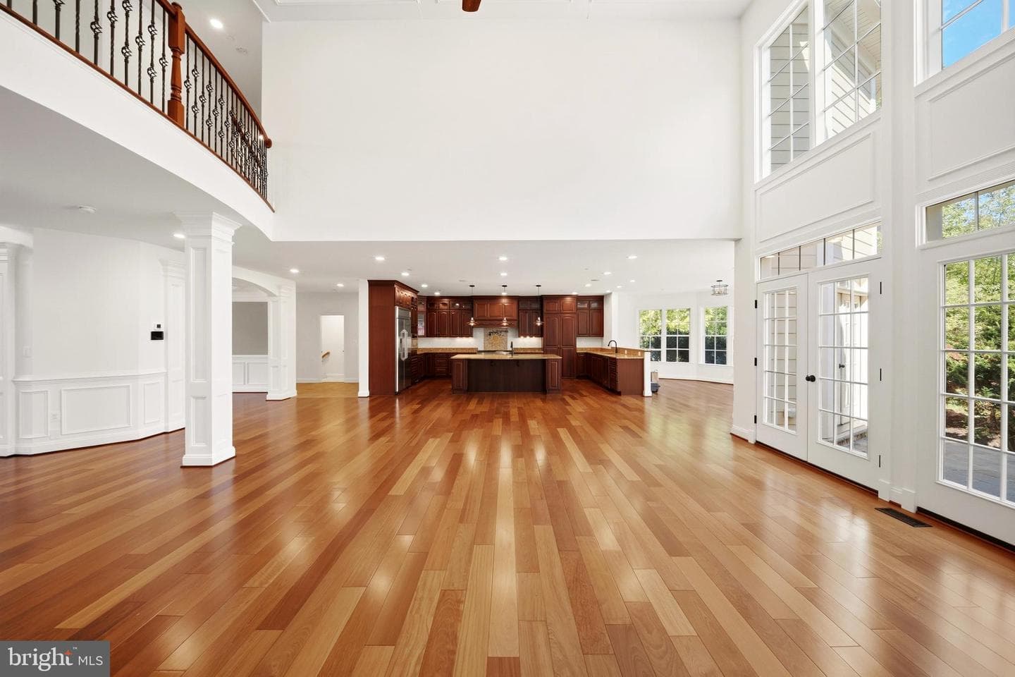 12228 Worthington photo 23