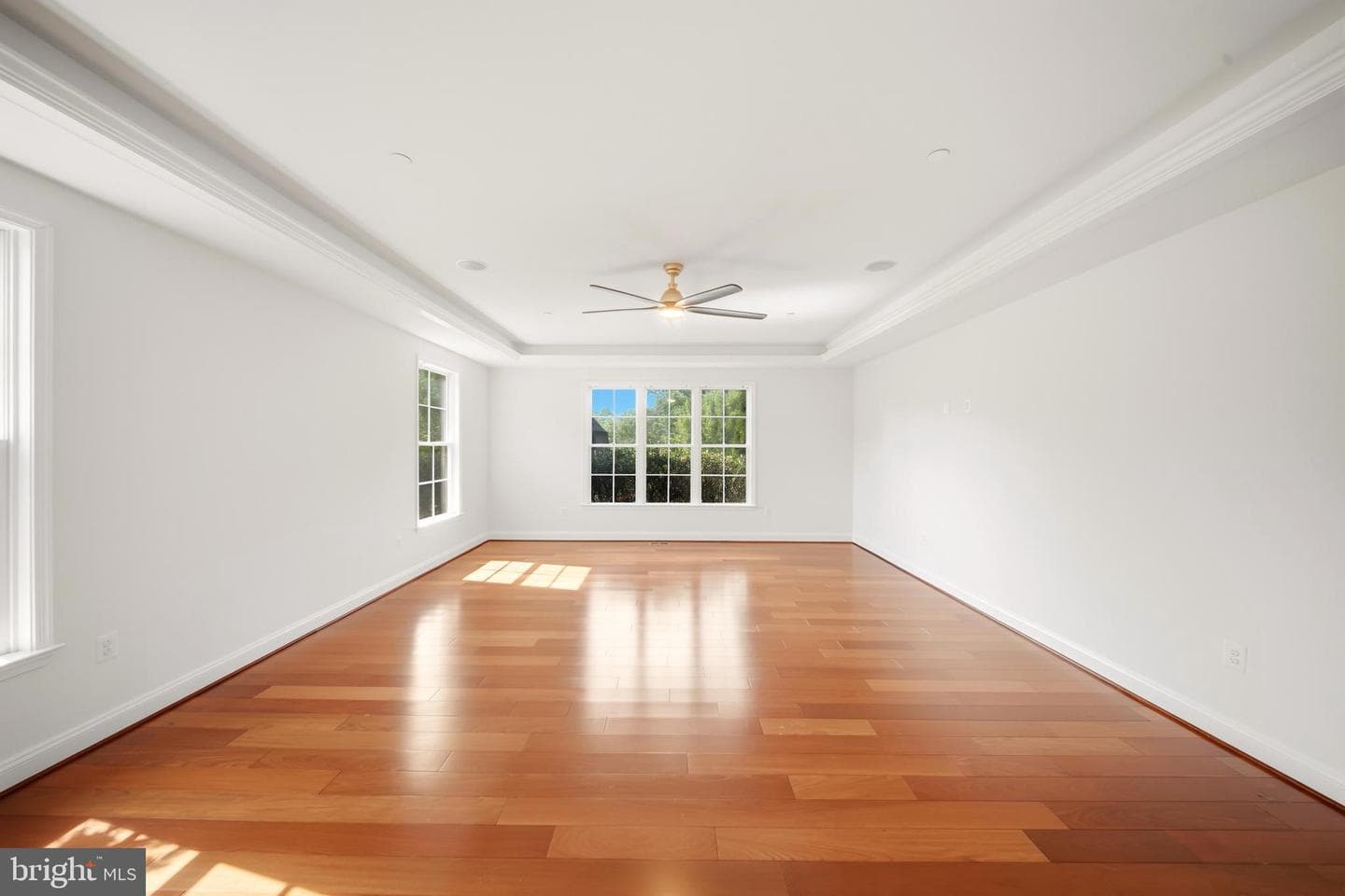 12228 Worthington photo 30