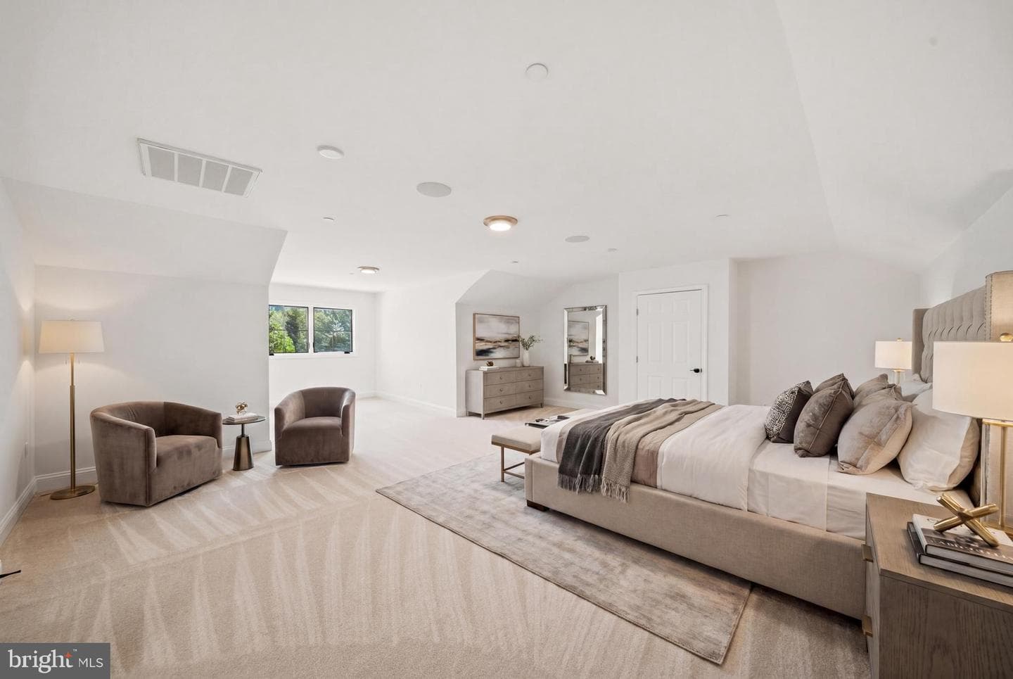 12228 Worthington photo 62