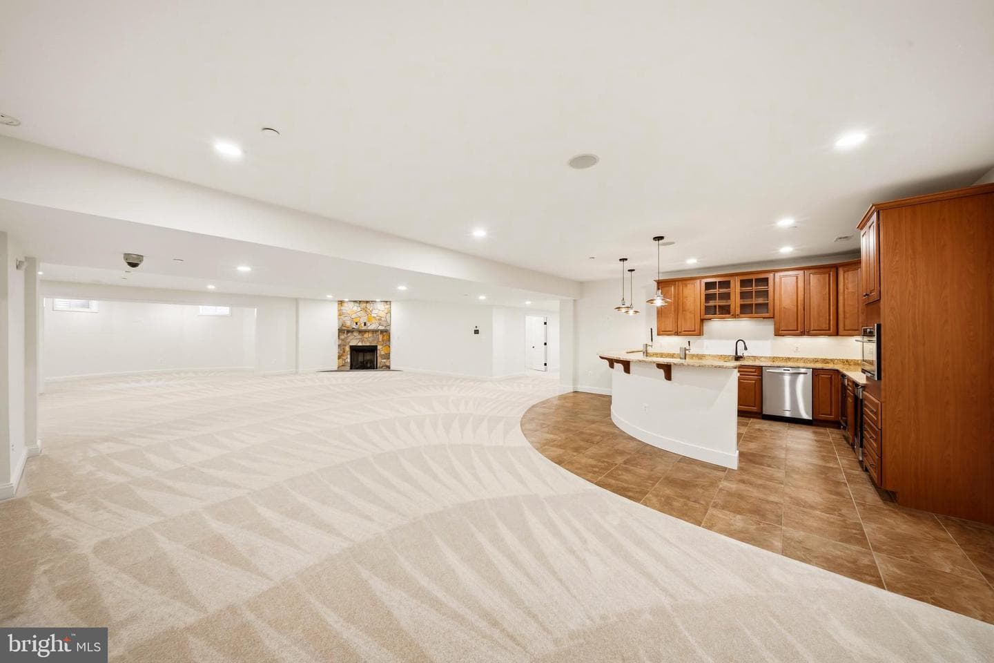 12228 Worthington photo 65
