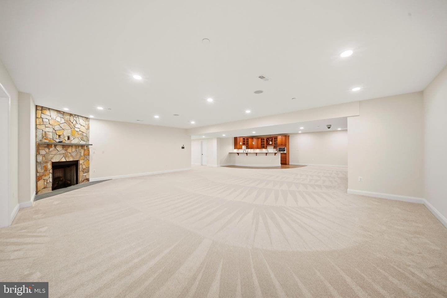12228 Worthington photo 67