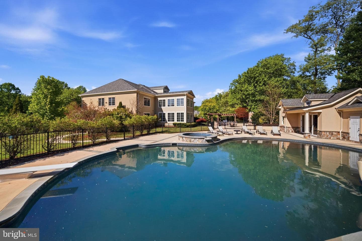 12228 Worthington photo 80