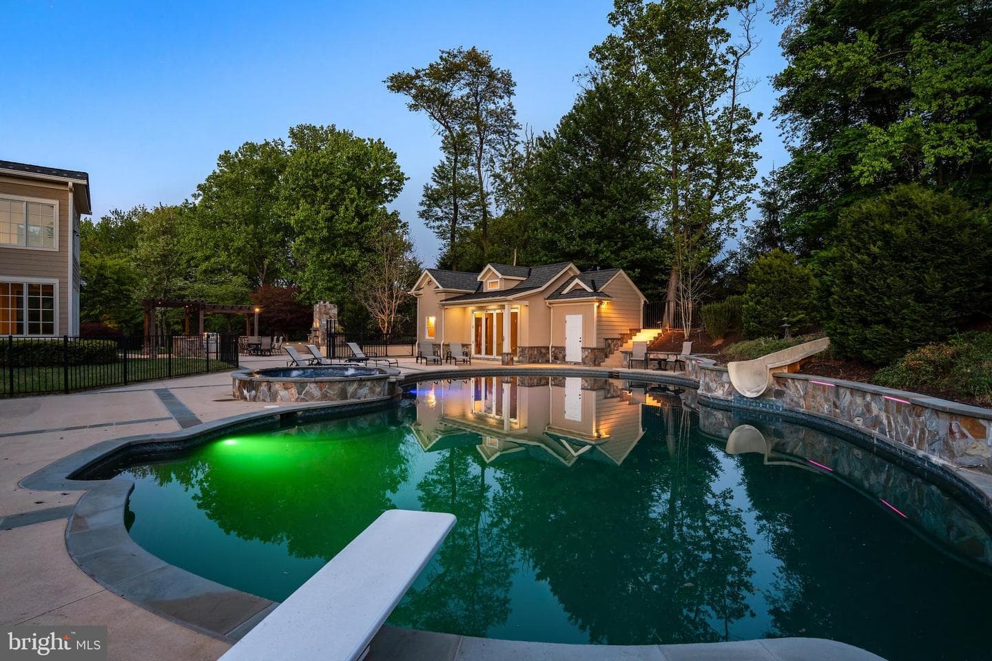 12228 Worthington photo 92