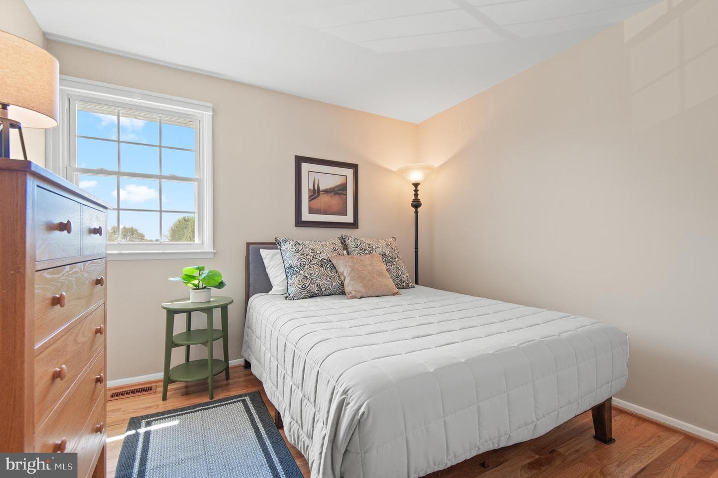 2530 Londonderry Road photo 23