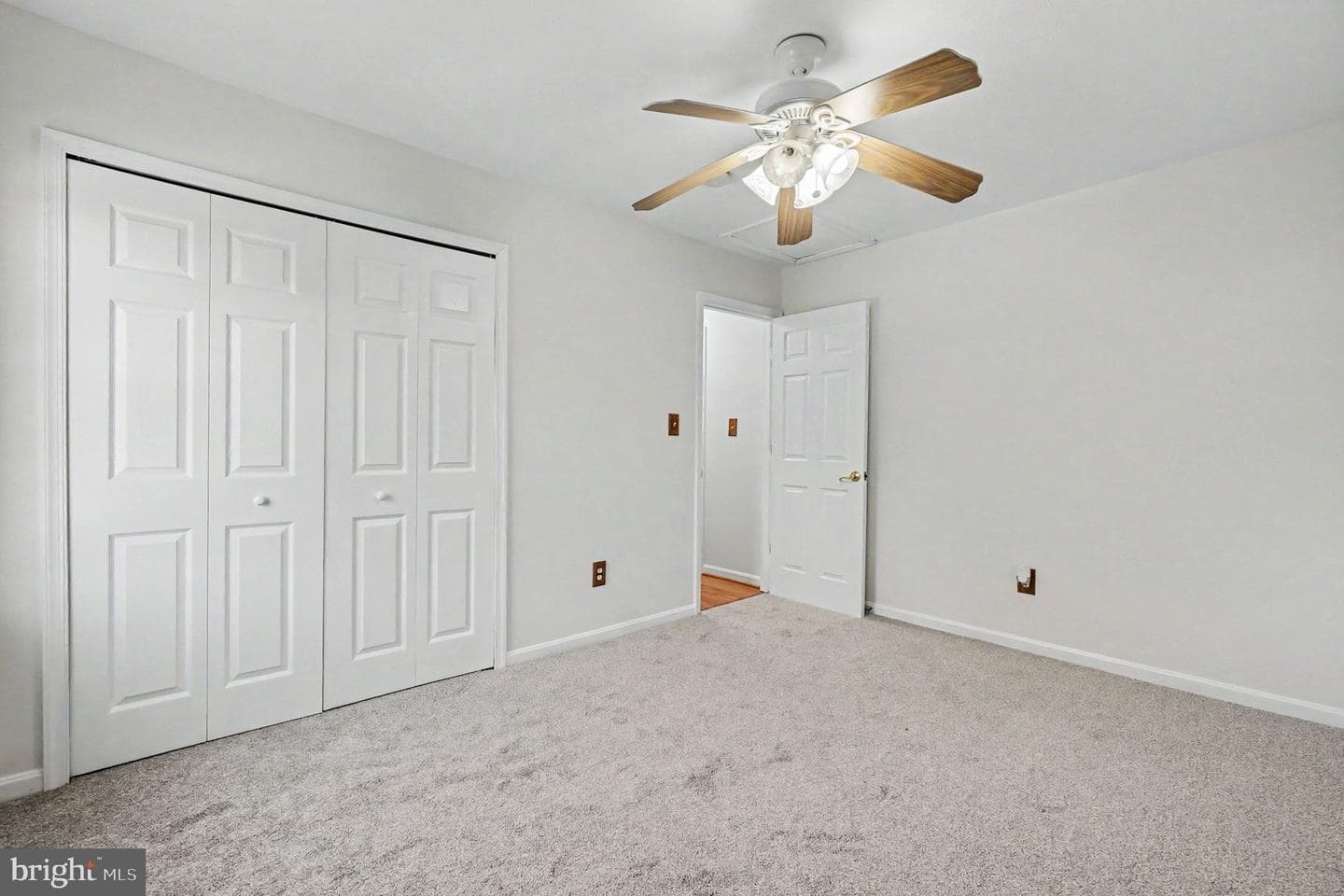 4705 Greencove Circle photo 23