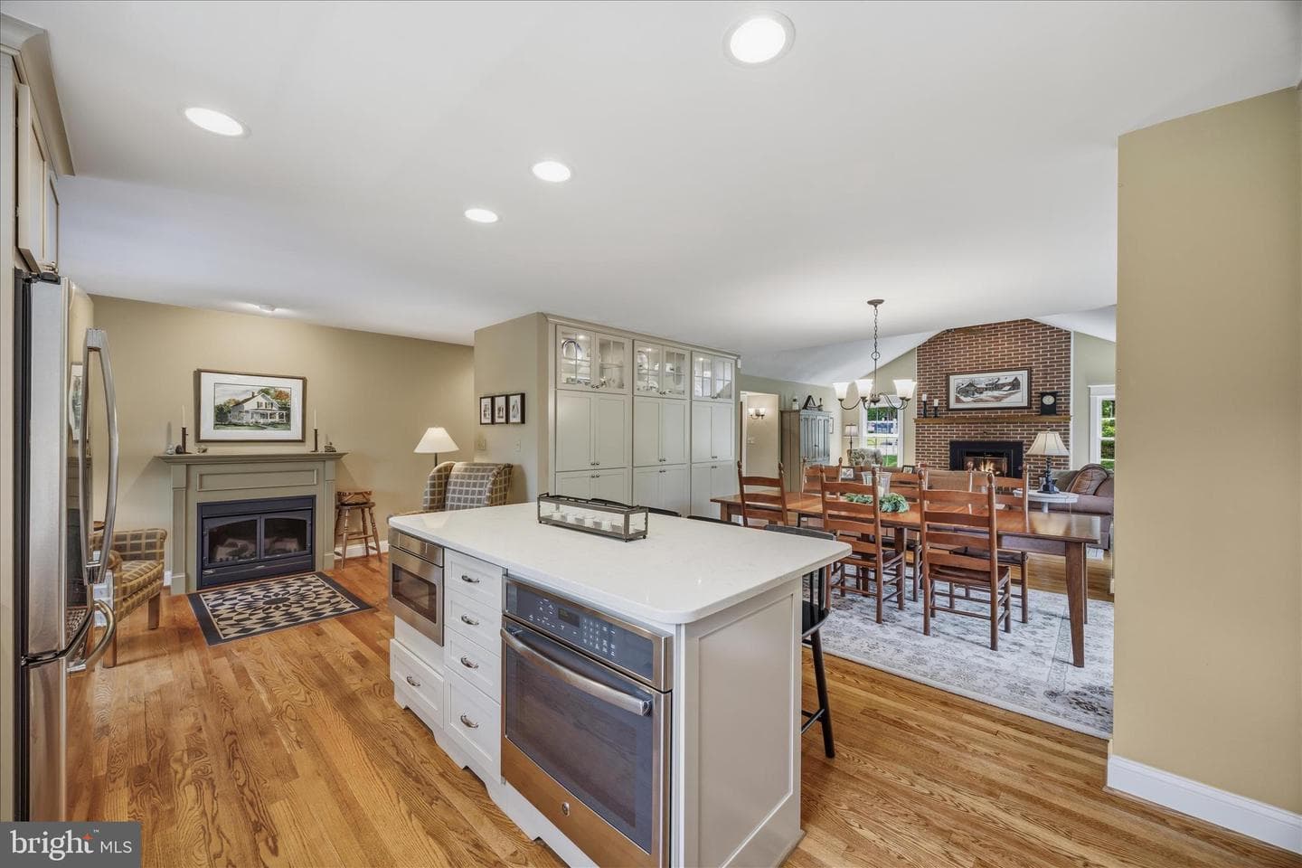 8 Rolling Farm Court photo 15