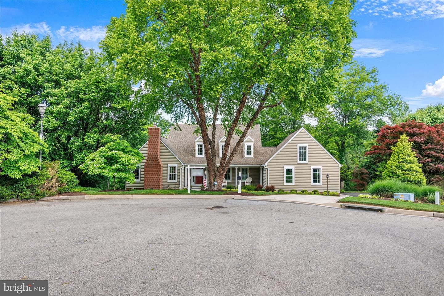 8 Rolling Farm Court photo 3