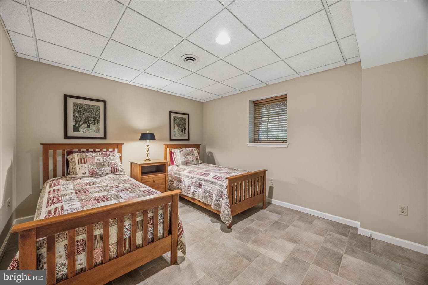 8 Rolling Farm Court photo 41