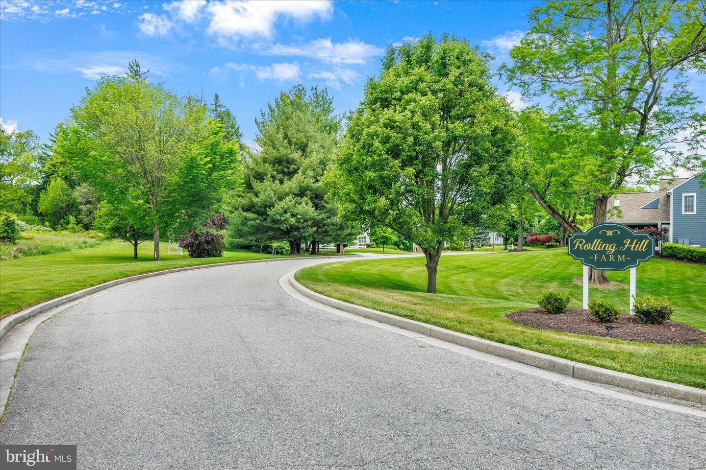 8 Rolling Farm Court photo 64