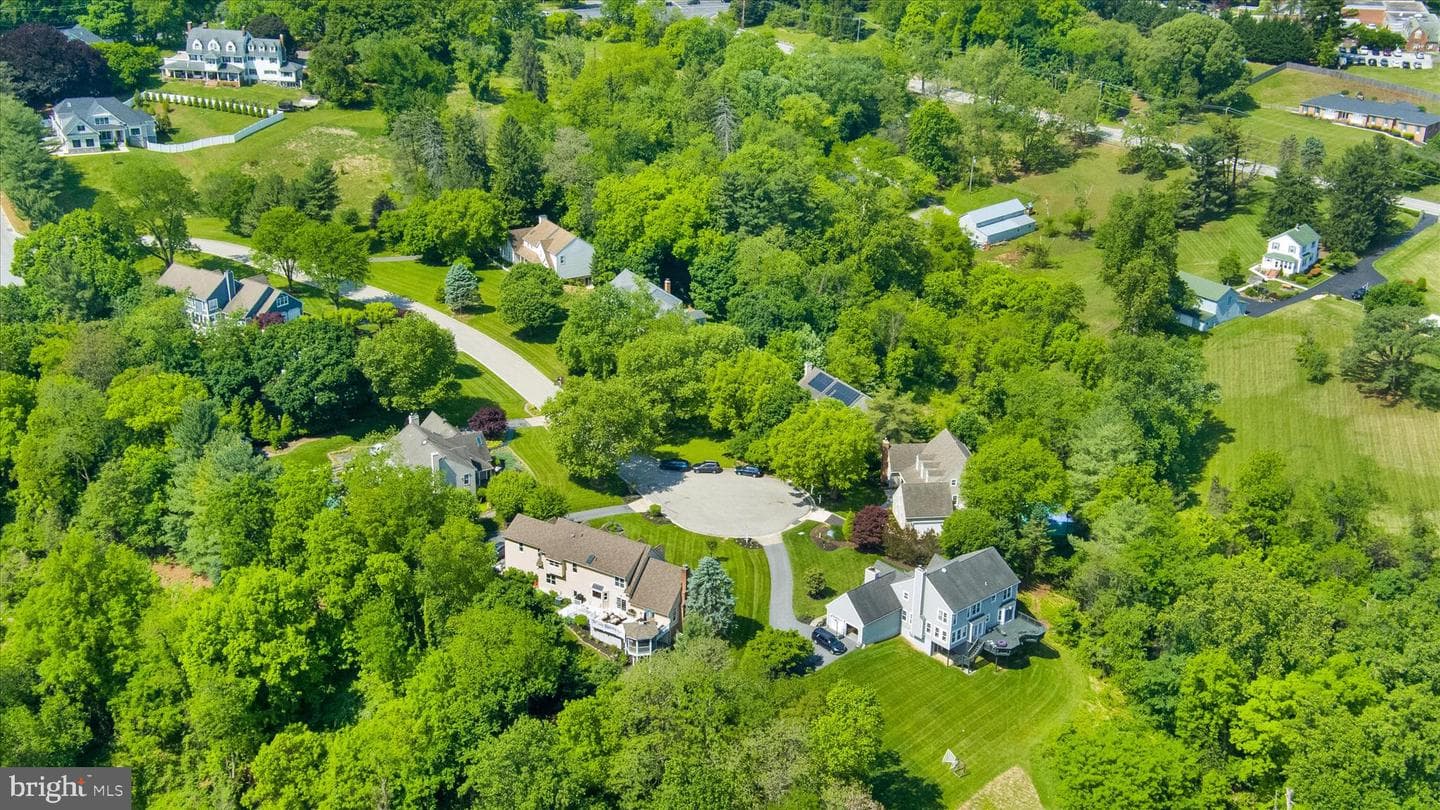 8 Rolling Farm Court photo 67