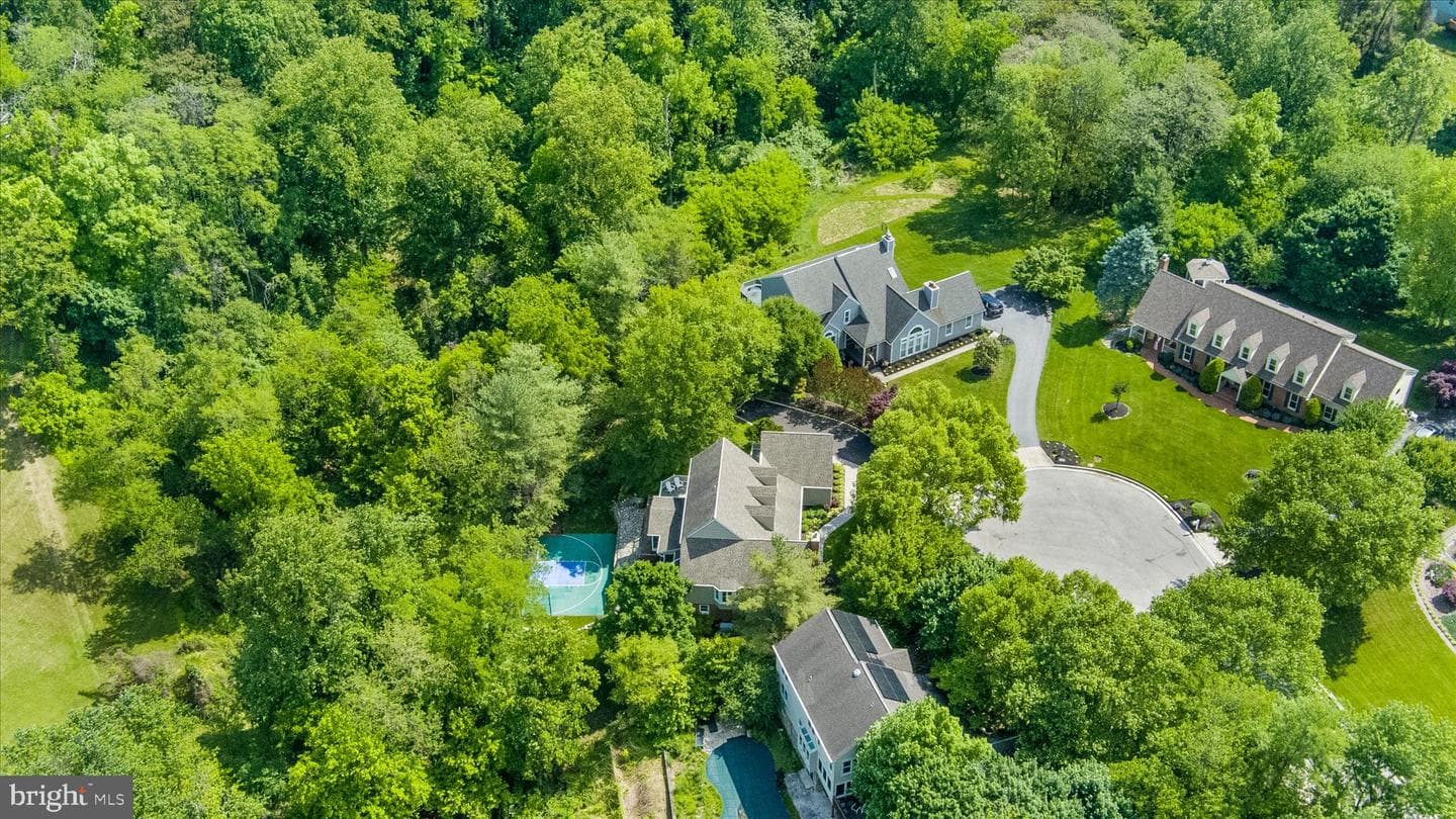 8 Rolling Farm Court photo 73