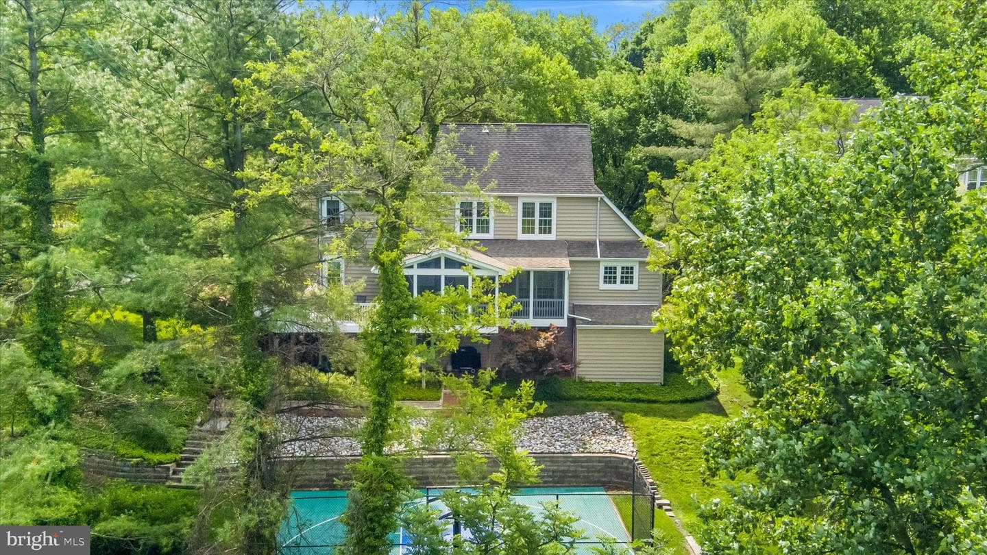 8 Rolling Farm Court photo 77