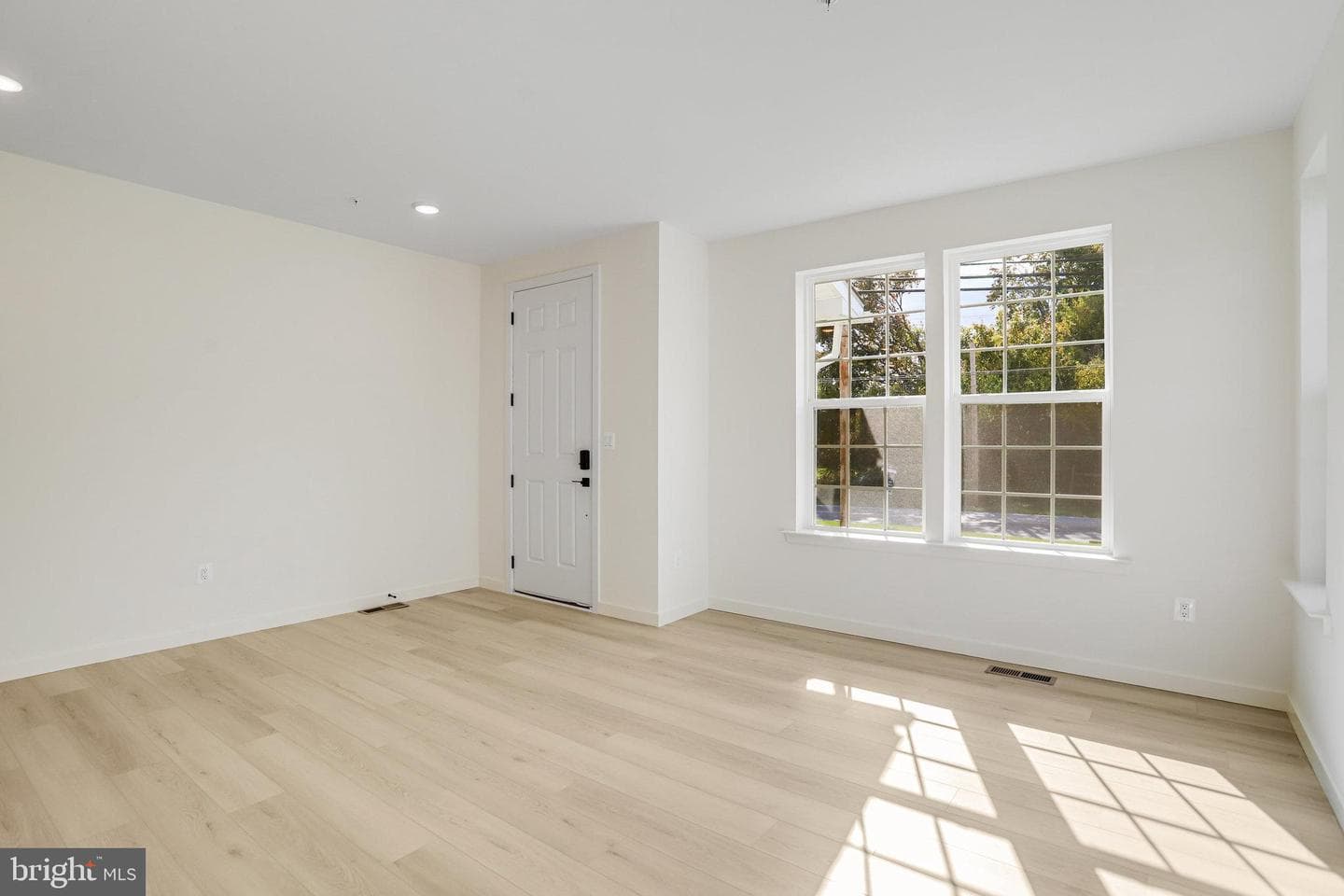 623 Berrymans Lane photo 10