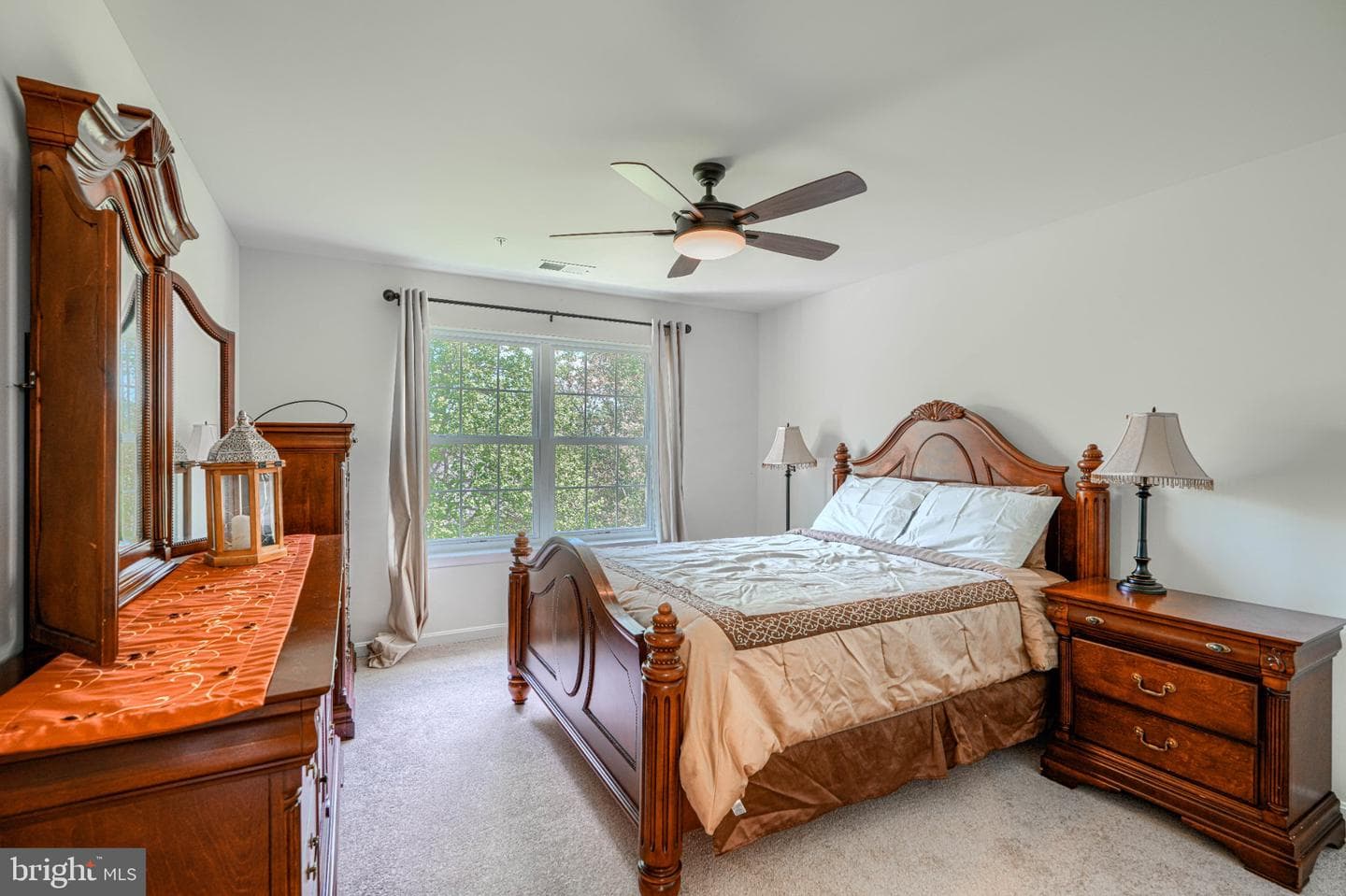 406 Sherwood Road photo 35