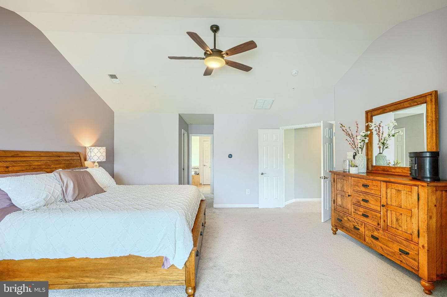 406 Sherwood Road photo 48
