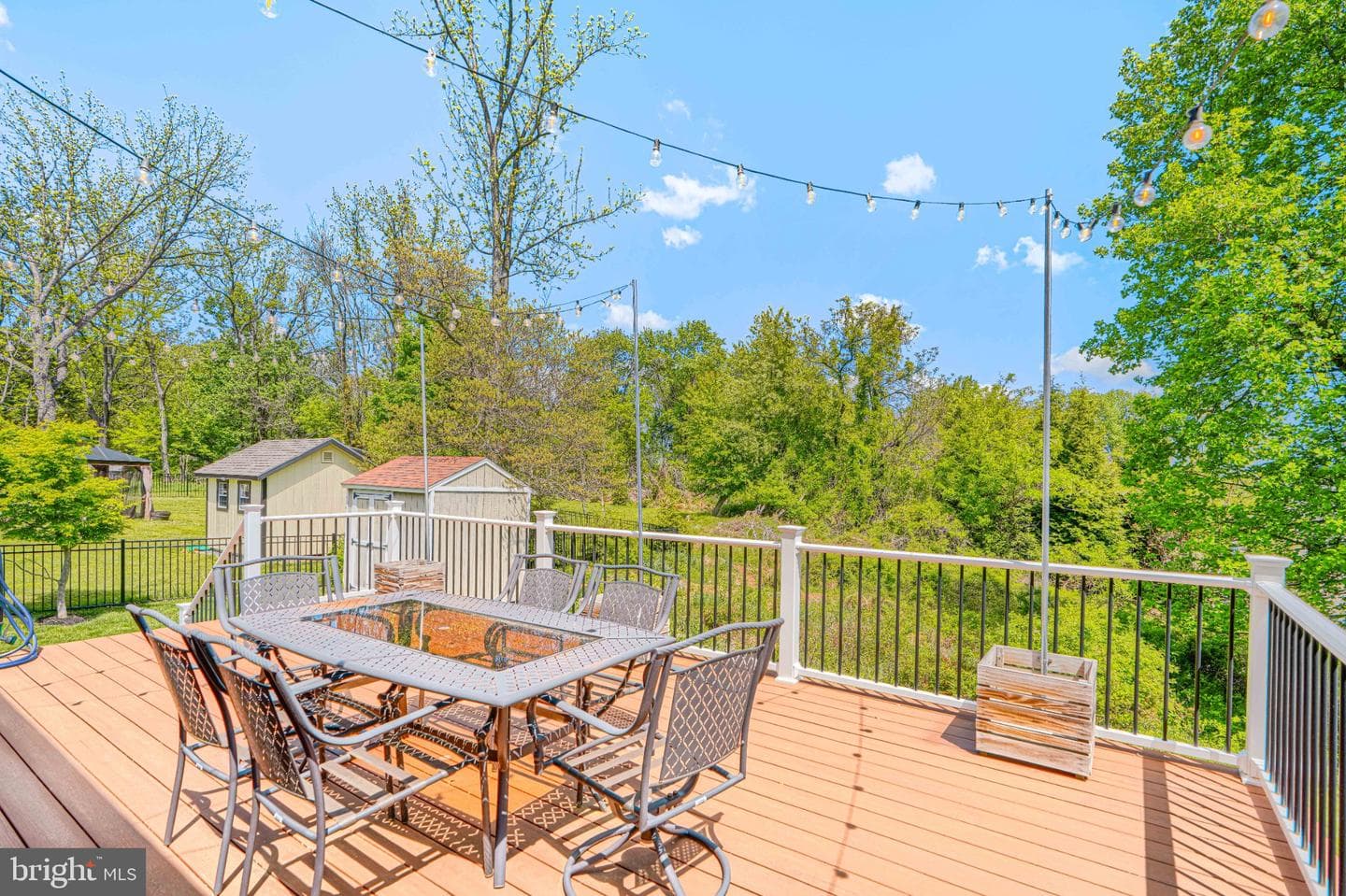 406 Sherwood Road photo 61