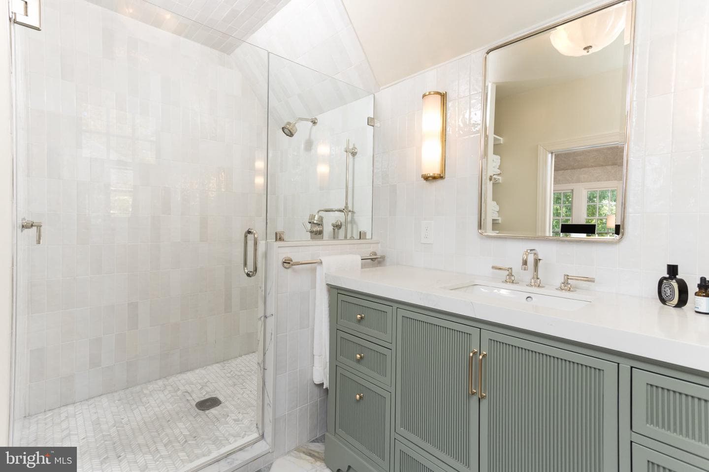 7005 Copeleigh photo 39