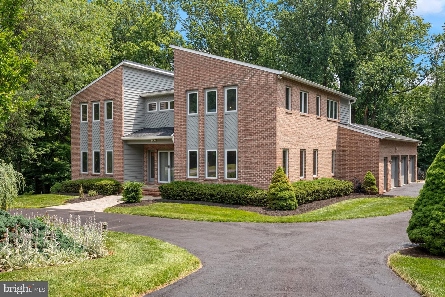 9 Westspring Way