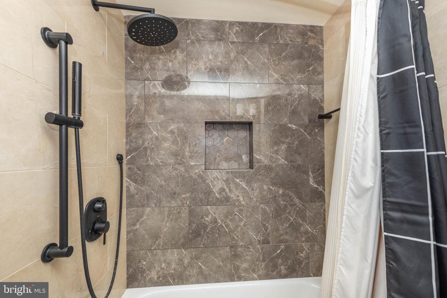 2705 Spring Hill Road photo 25