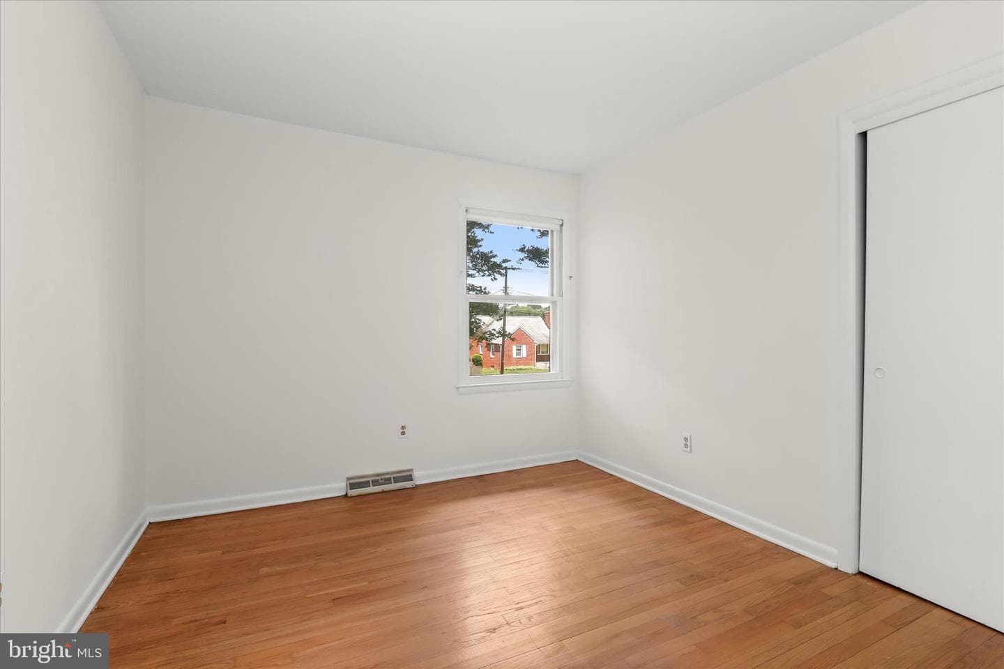 8305 Old Harford Road photo 19