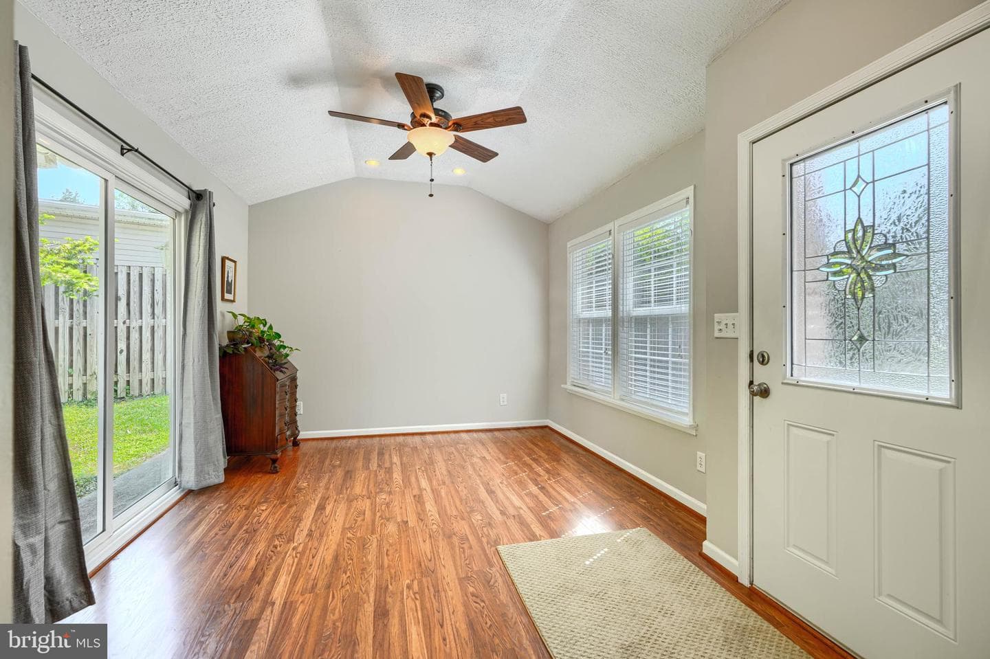 12 Jacobo Lane photo 4
