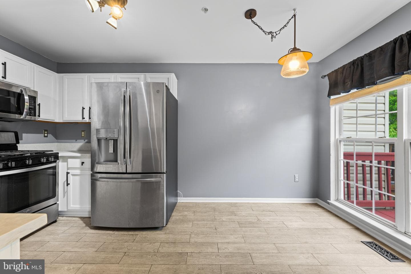 4521 Ingham Rd photo 10