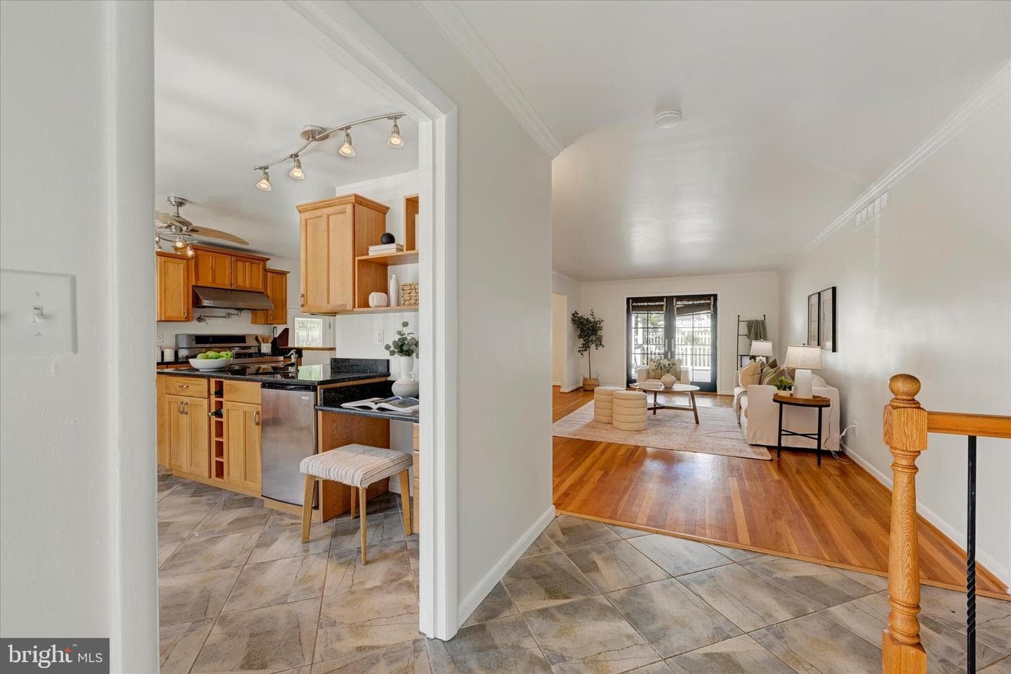 8216 Thornton Road photo 4