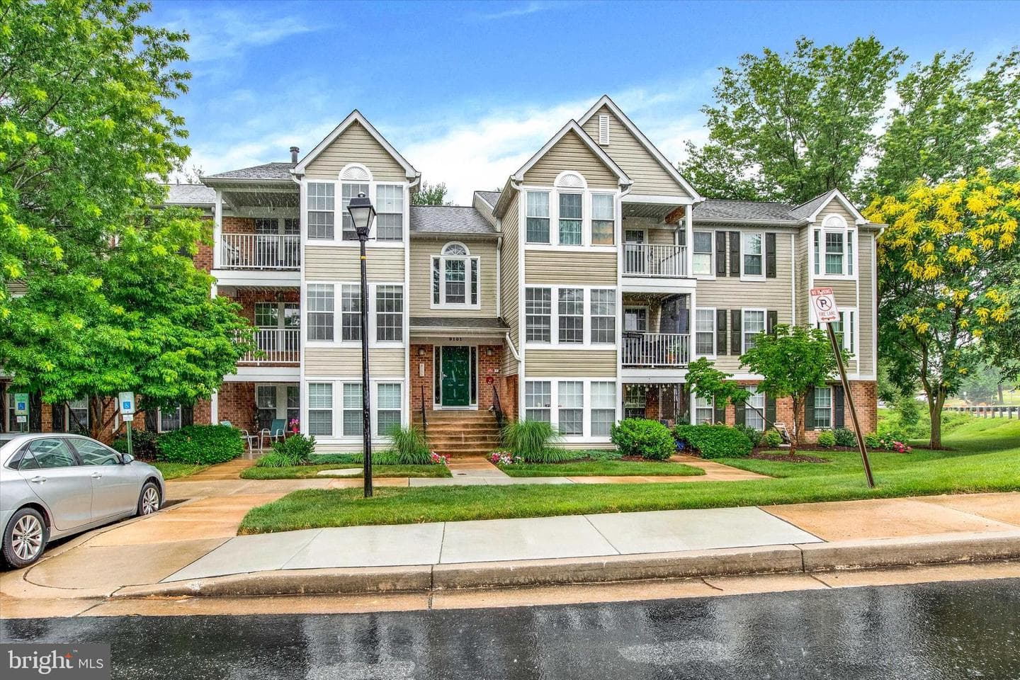9101 Lincolnshire Court #E, Parkville