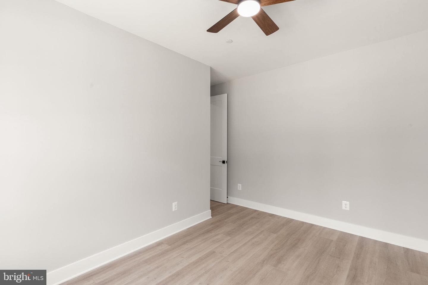 2434 Lodge Farm Road photo 7