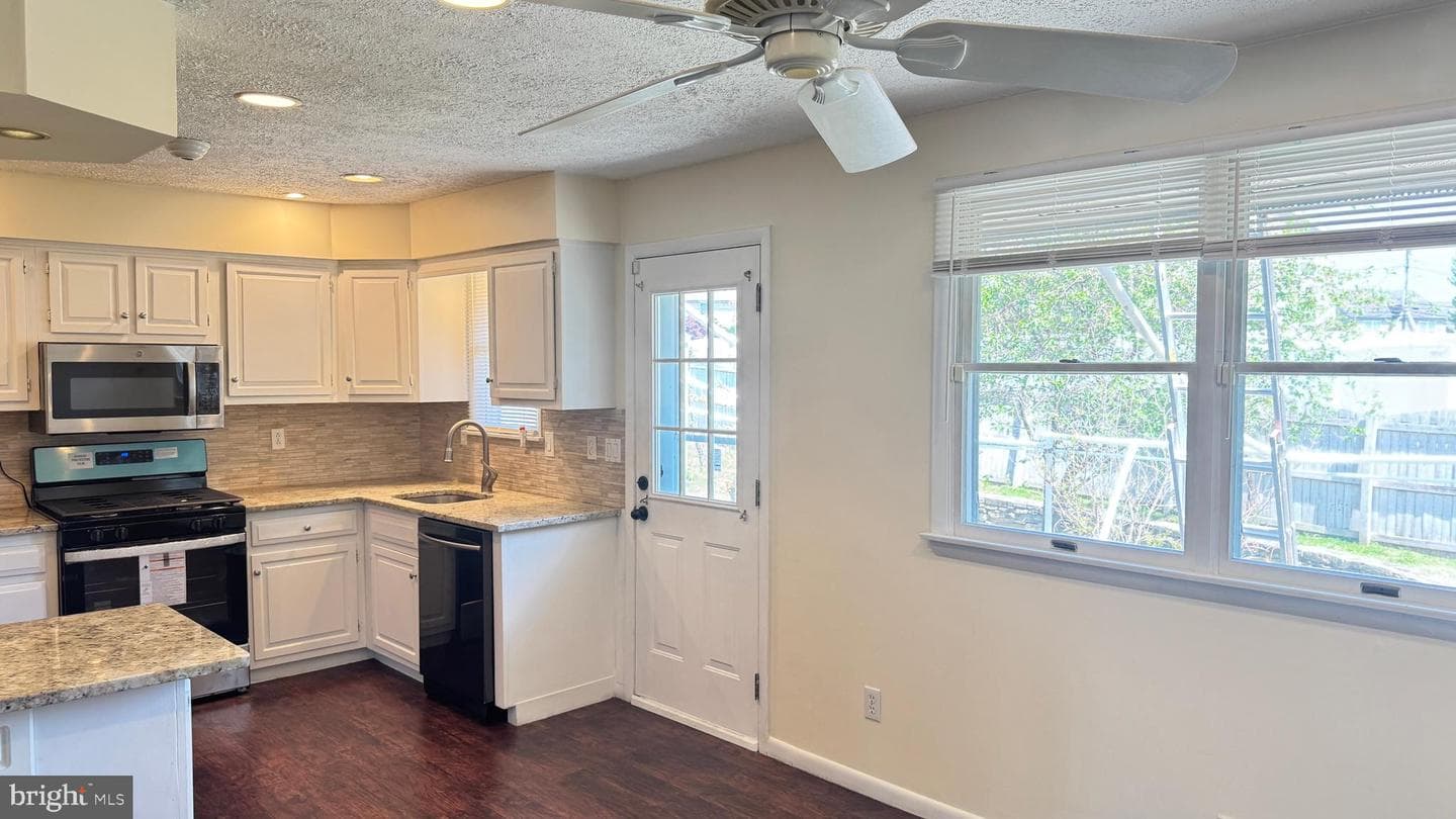 7835 Perry photo 14