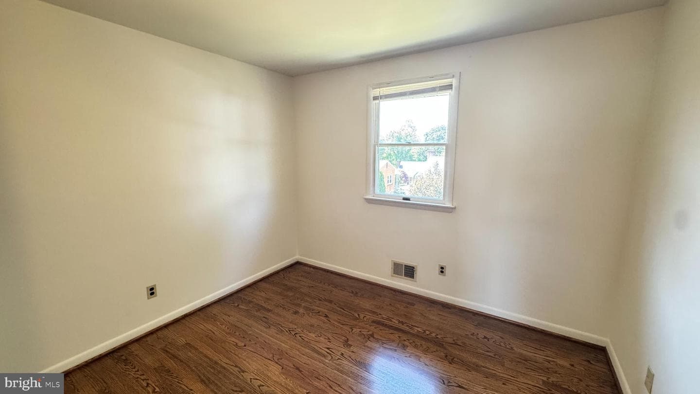 7835 Perry photo 23