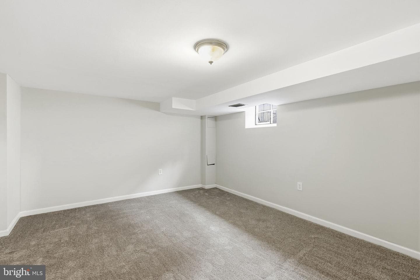 1107 Marlyn Ave N photo 18