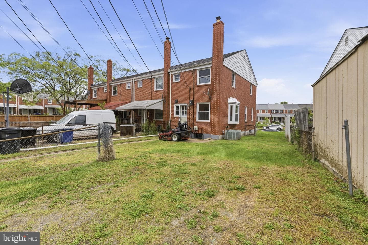 1107 Marlyn Ave N photo 20