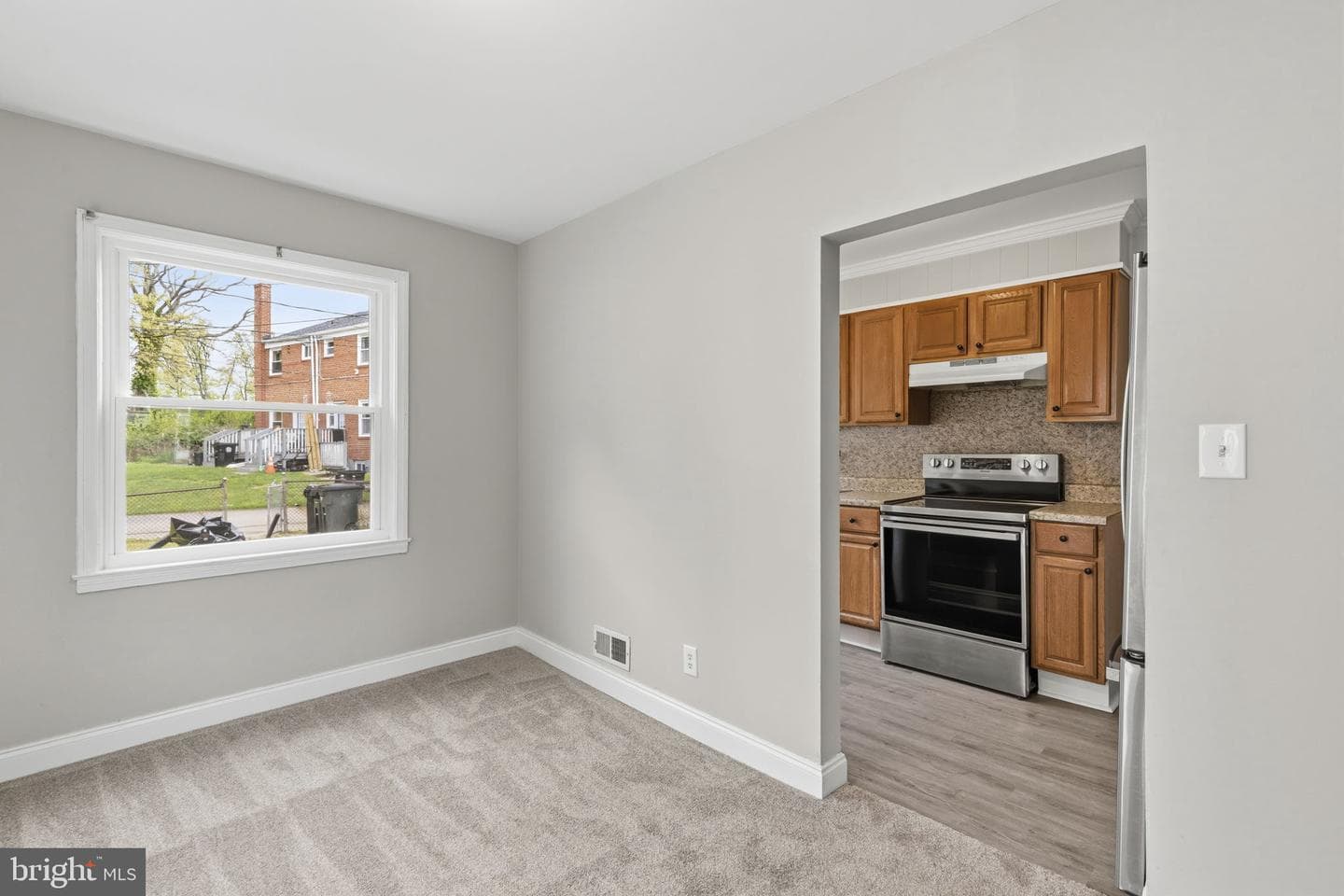 1107 Marlyn Ave N photo 3