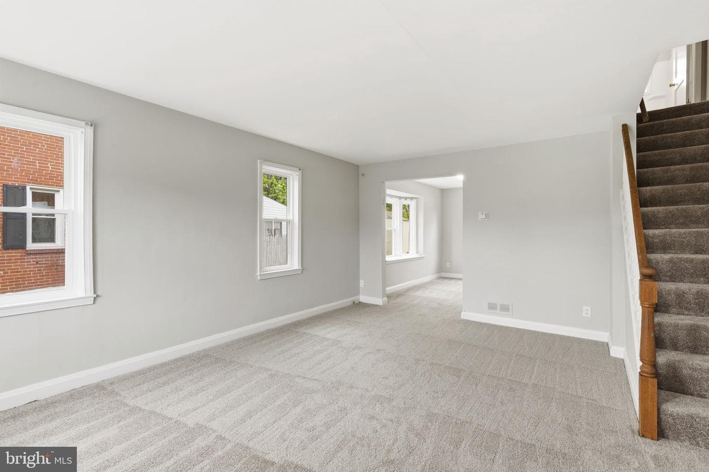 1107 Marlyn Ave N photo 6