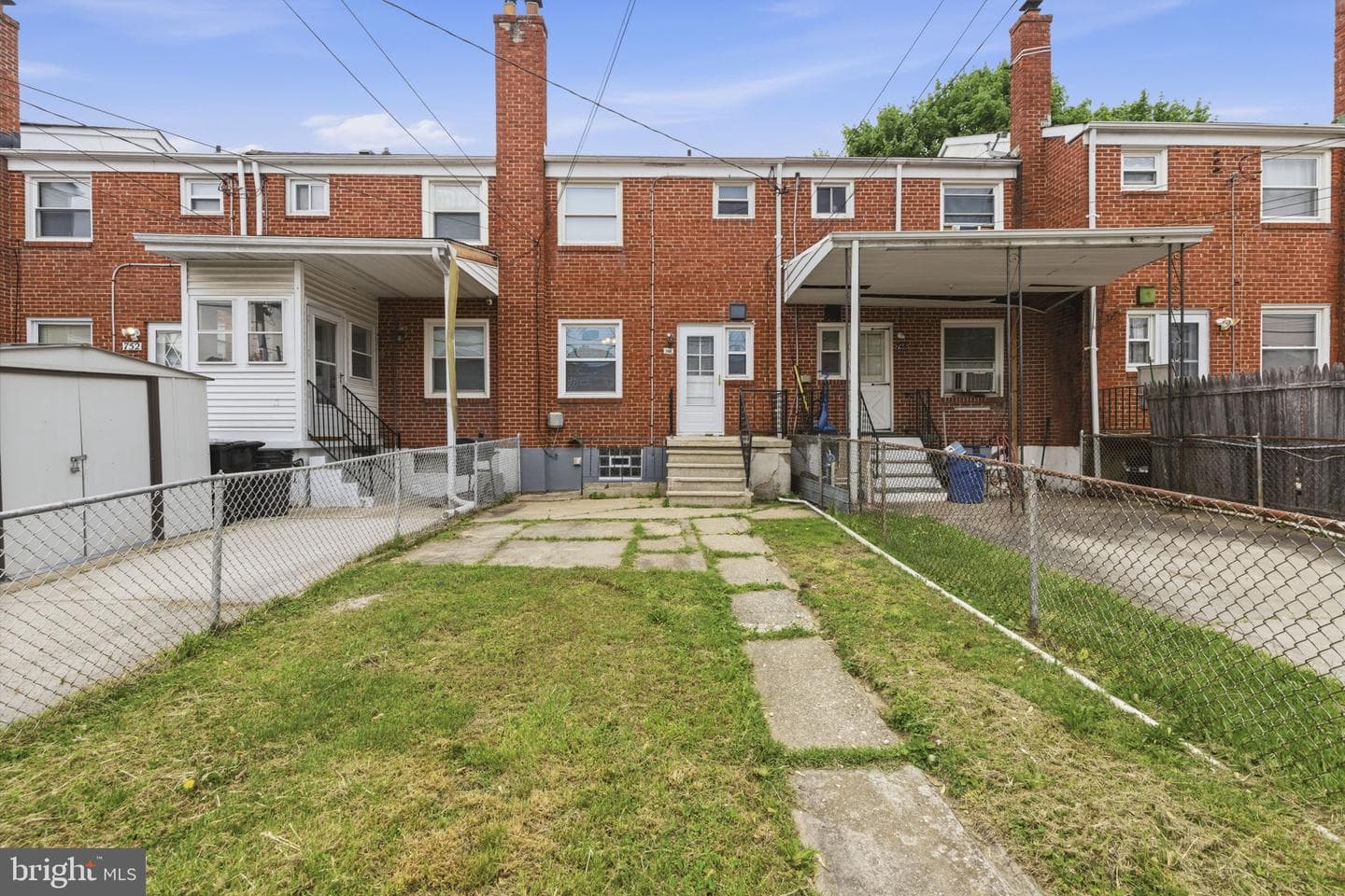 748 Arncliffe Road photo 23