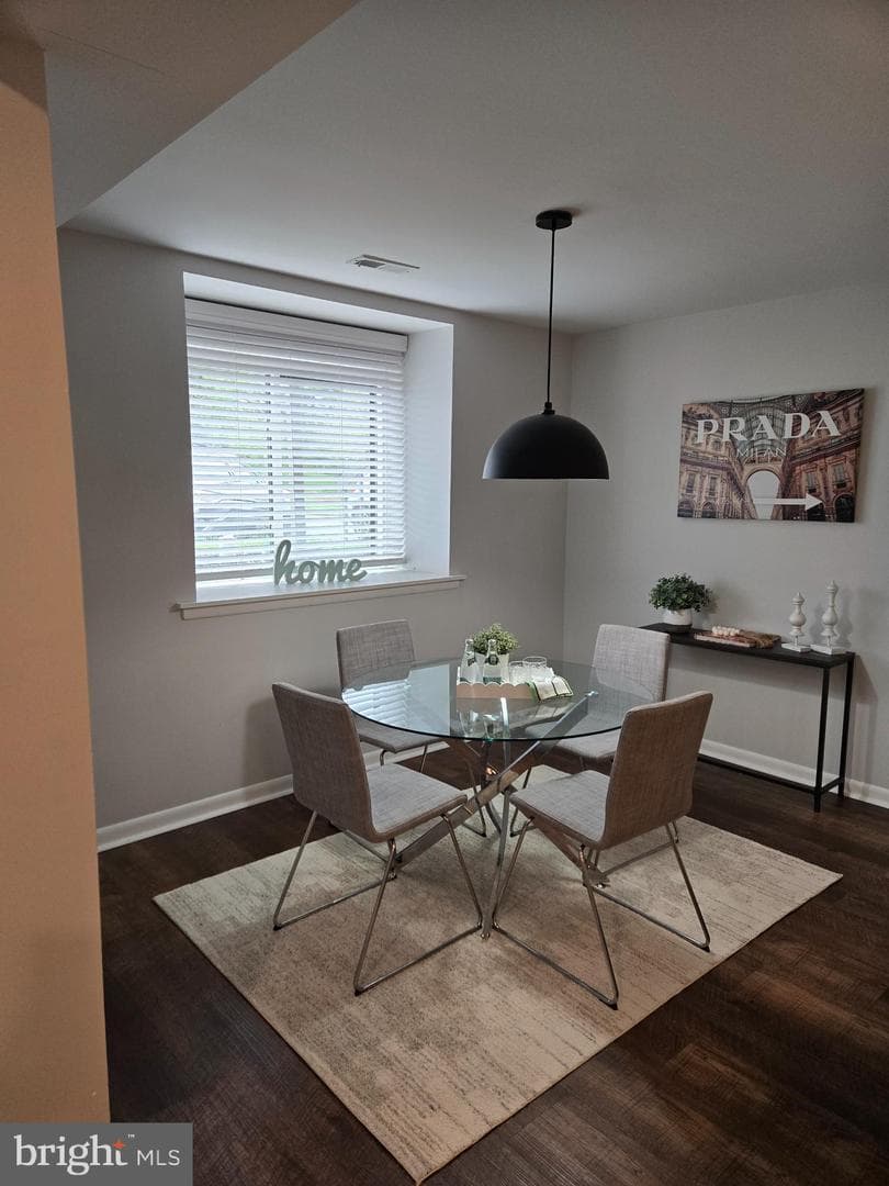 3 Mullingar Court #102, Lutherville Timonium