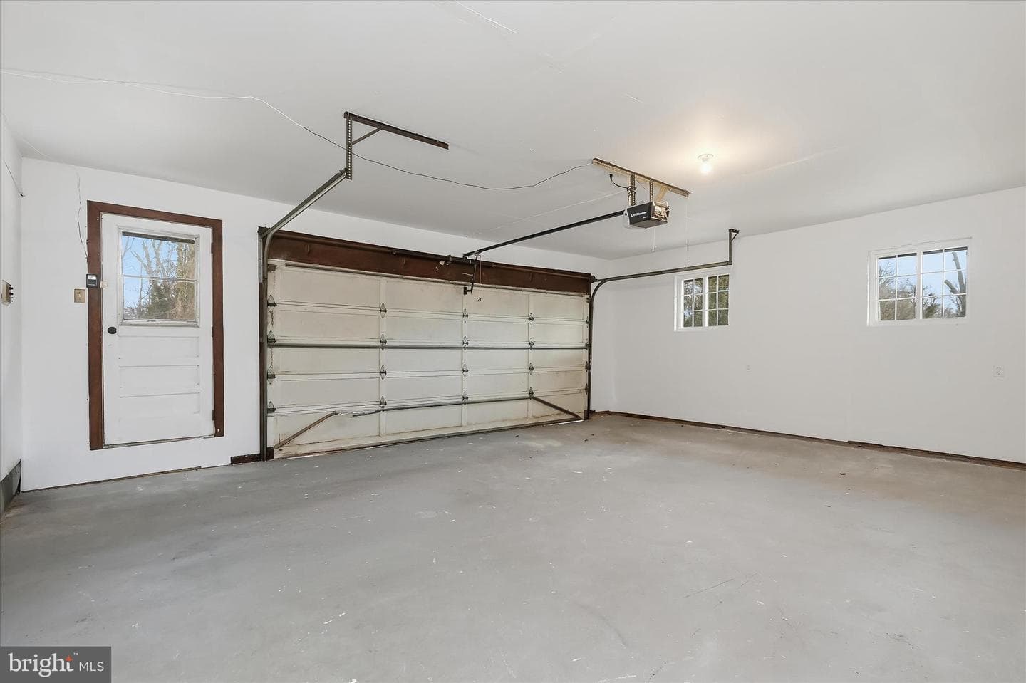 201 Suter Road photo 49