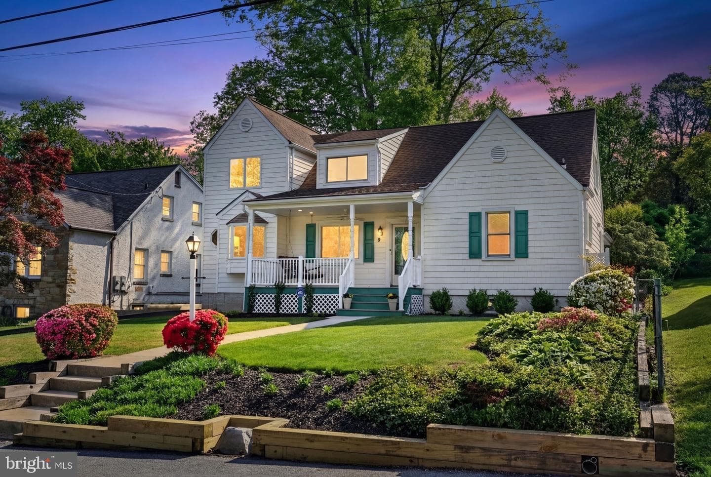 9 Maple Avenue photo 3