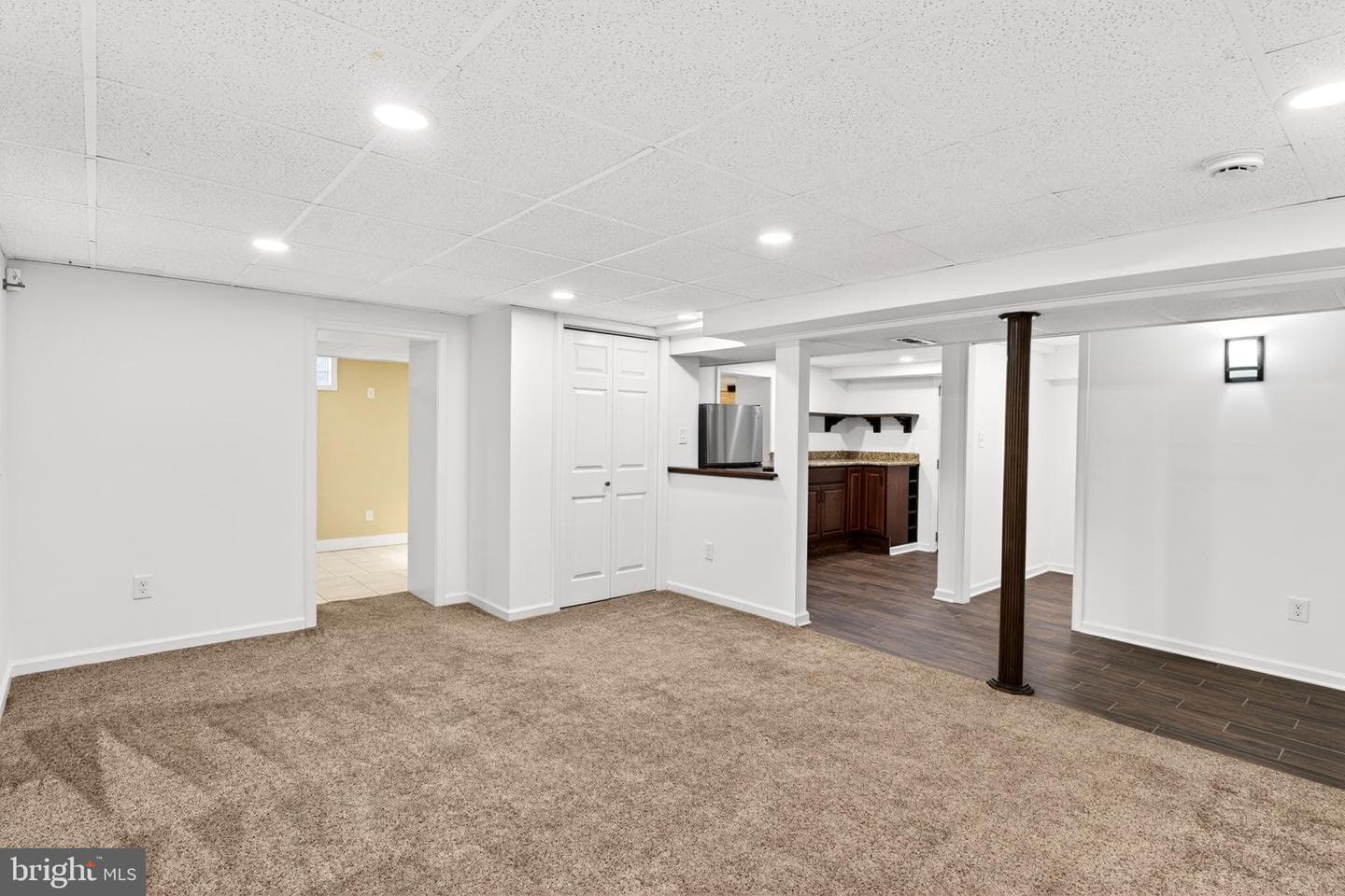 9 Maple Avenue photo 71