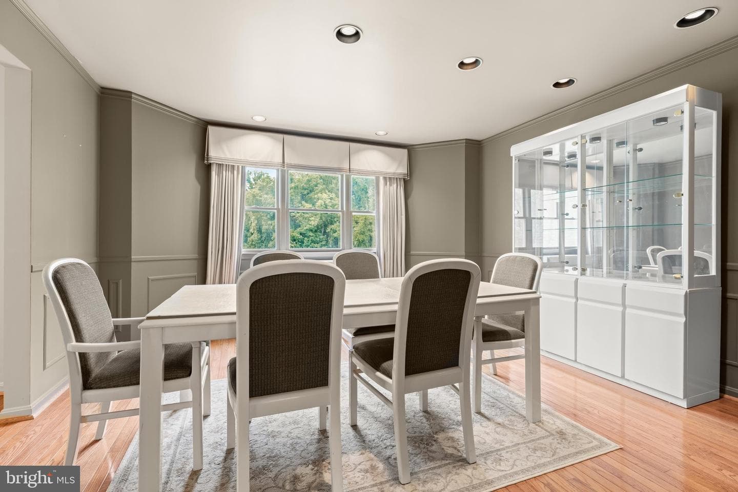 16 Charing Court photo 14