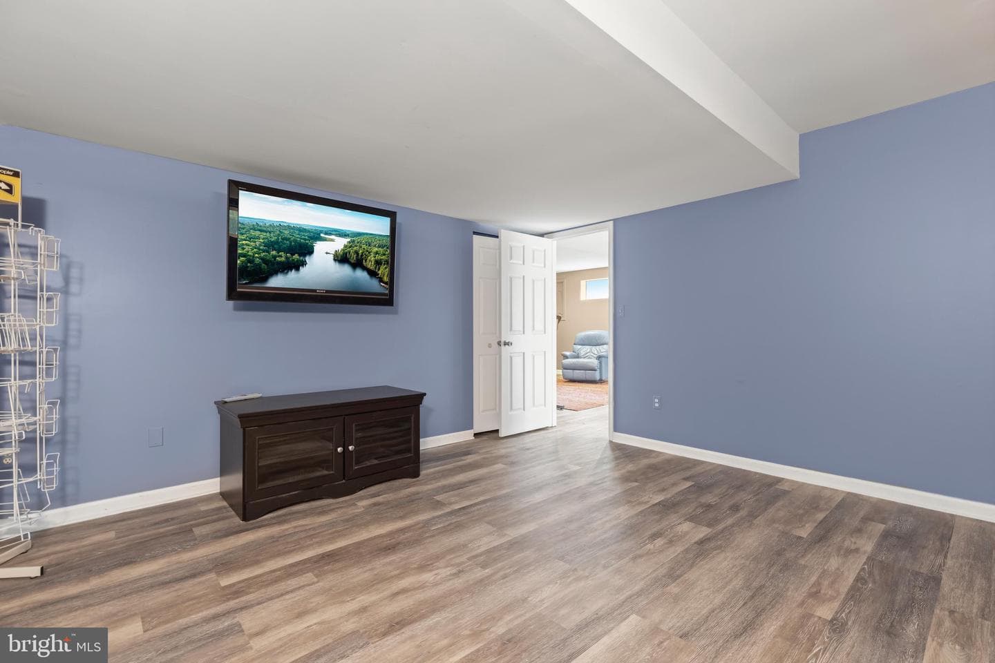16 Charing Court photo 48