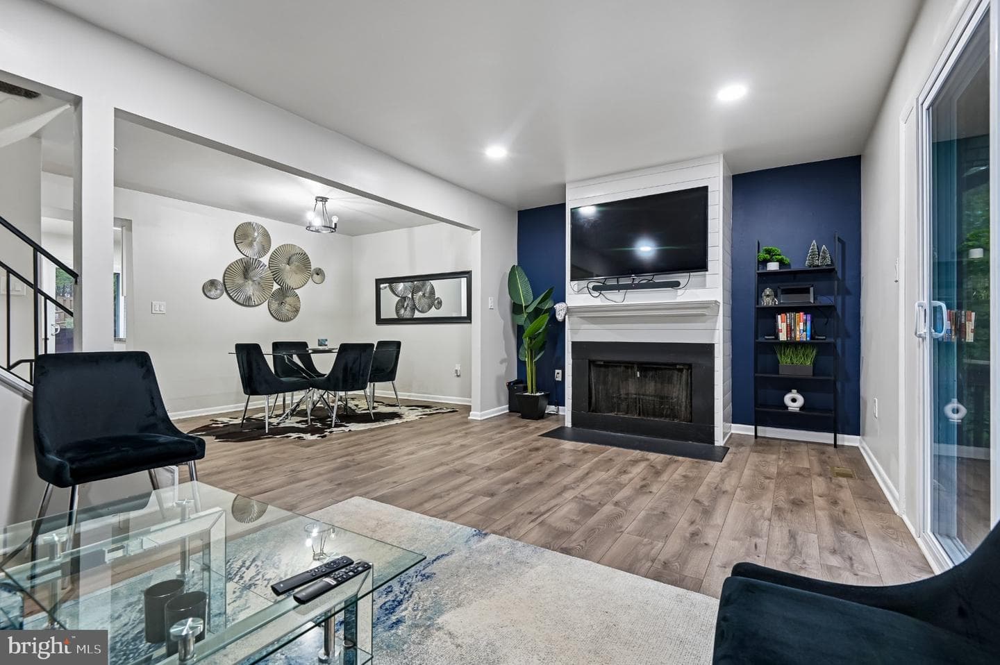 3838 Twin Lakes Court photo 10