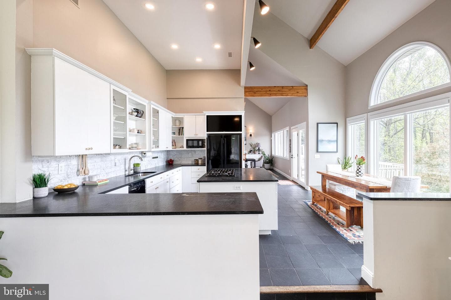 15701 Home Road photo 24